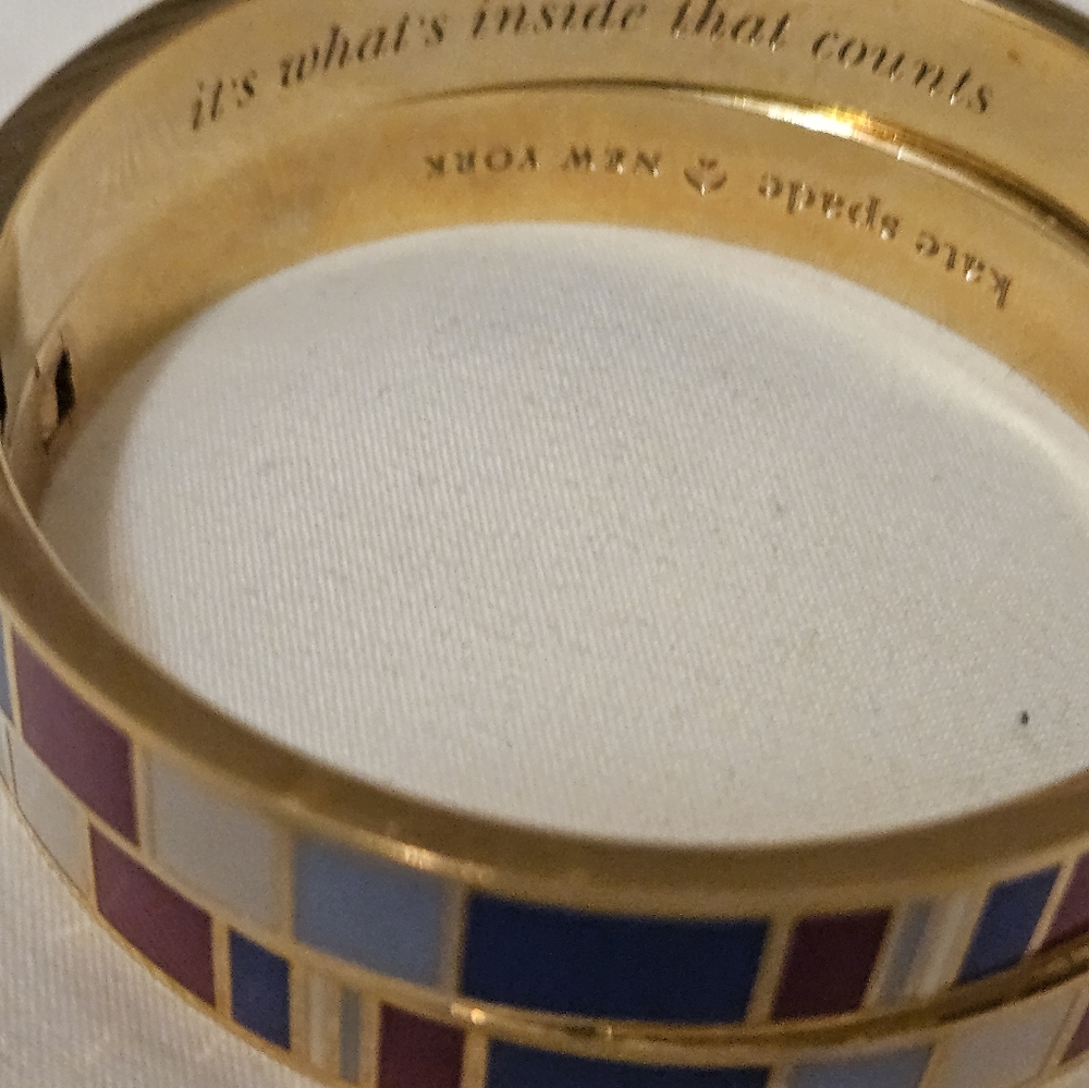 Bracelets - Picture 2 of 3